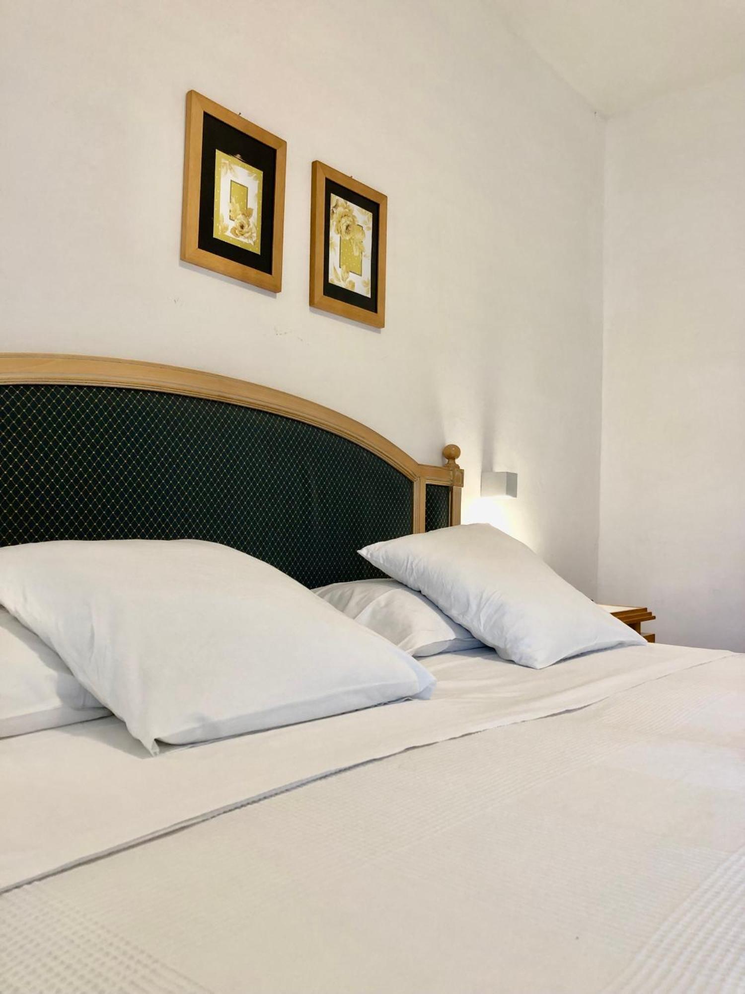 קאטוליקה Hotel Pinocchio מראה חיצוני תמונה